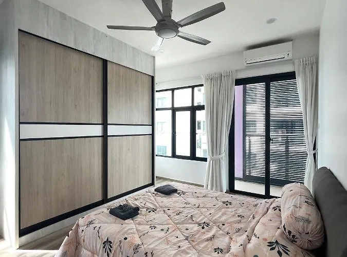Kuching Near Batu Kawa Cozy Apartment P Residence
